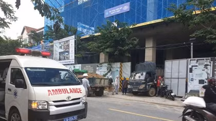 Tai nạn lao động chết người, nạn nhân được chuyển đi nơi khác bằng xe taxi?