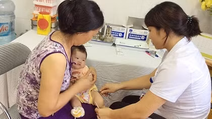Nhiều phụ huynh tẩy chay tiêm chủng, nguy cơ bùng phát dịch bệnh