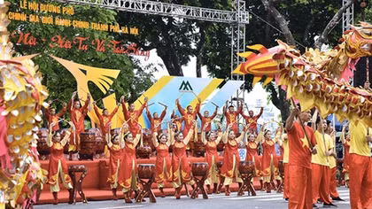 Lễ hội đường phố kỷ niệm 10 năm Hà Nội mở rộng