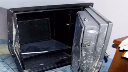Nhân viên cũ phá két sắt trộm gần 600 triệu đồng