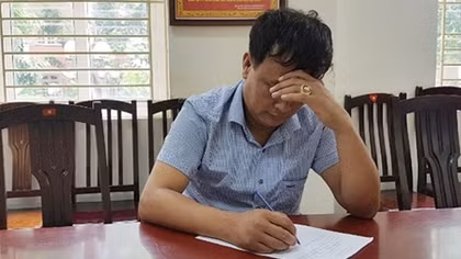 Mâu thuẫn trong kinh doanh vận tải, mang súng đến bến xe Mỹ Đình "giải quyết nhau"