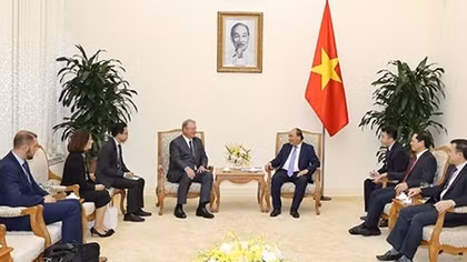 Thủ tướng Nguyễn Xuân Phúc tiếp cựu Phó Tổng thống Hoa Kỳ