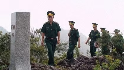Bản hùng ca trên quê hương hoa sở
