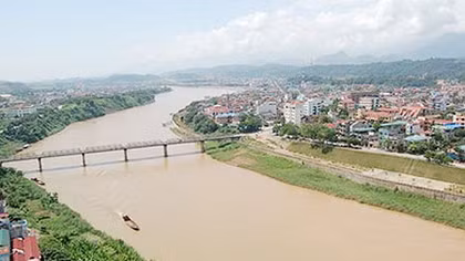 Lên 2 phương án quy hoạch hai bên sông Hồng