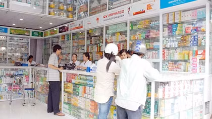 Đấu thầu thuốc tập trung quốc gia: Hiệu quả nhưng còn nhiều bất cập