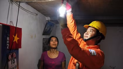 EVN Hà Nội hướng đến sự tiện lợi cho khách hàng