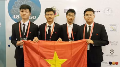 Việt Nam đoạt 2 HCV tại Olimpic Hóa học quốc tế 2016