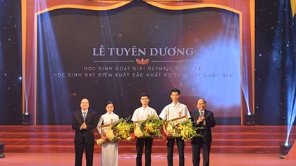 Lễ tuyên dương học sinh đoạt giải Olympic quốc tế năm 2016