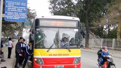 Điều chỉnh lộ trình tuyến buýt số 33 Bến xe Yên Nghĩa - Xuân Đỉnh