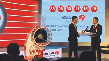 Người Việt đầu tiên trúng hơn 92 tỷ đồng giải xổ số kiểu Mỹ 