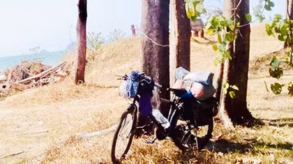 Cung đường xa và trang sách mở