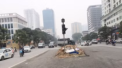 Xén dải phân cách đường Nguyễn Chí Thanh: Bài học về tầm nhìn...