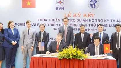 EVN và USTDA ký hiệp định tài trợ cho dự án nghiên cứu phát triển hệ thống tích trữ năng lượng tại Việt Nam