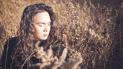 Ca sĩ trẻ Lê Khoa: Âm nhạc - con đường tìm kiếm chính mình