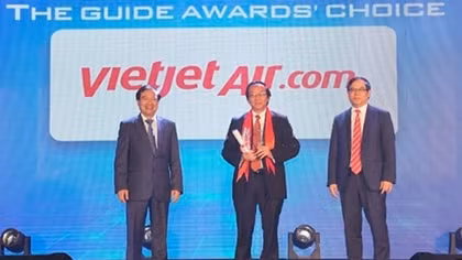 Vietjet tiếp tục được vinh danh “Hãng hàng không tiên phong” tại The Guide Awards 2018