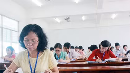 Dự kiến điểm sàn đại học năm 2017 là bao nhiêu?
