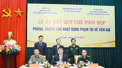 Ngân hàng, Công an, Bộ đội phối hợp phòng chống tội phạm về tiền giả
