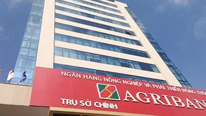 Agribank đứng đầu trong hệ thống ngân hàng đạt Top 10 VNR500 năm 2018