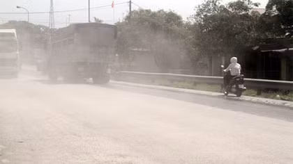 Dân bỏ nhà, tháo chạy vì bất lực trước tình trạng ô nhiễm