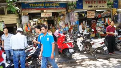 Xử phạt điểm trông xe thu giá gấp 9 lần quy định