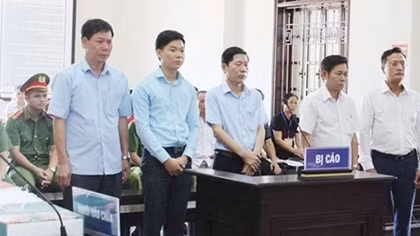 Xét xử phúc thẩm vụ tai biến y khoa làm 9 người chết tại Bệnh viện Đa khoa tỉnh Hòa Bình