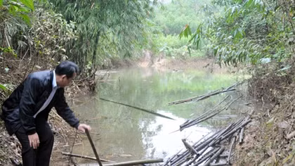 Nhiều nông dân điêu đứng khi hồ Tả Trạch tích nước