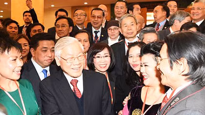 Quê hương nghĩa nặng
