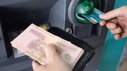 Đề xuất tăng phí trao đổi giao dịch rút tiền ATM ngoại mạng