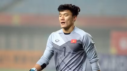  “Hãy nhớ rằng, mình là cầu thủ bóng đá, không phải diễn viên”