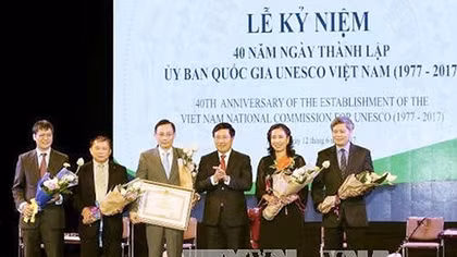 Phó Thủ tướng Phạm Bình Minh dự lễ kỷ niệm 40 năm thành lập Ủy ban Quốc gia UNESCO Việt Nam