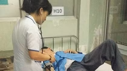 Kiểm tra, xử lý vụ một bác sĩ đánh điều dưỡng viên tại công sở