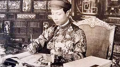 Từ đề thi cuối cùng của vua Khải Định: Tại sao phải bàn về văn minh?