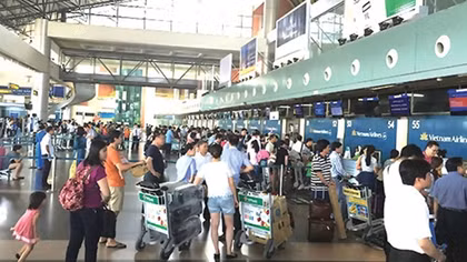 Muốn bay giờ đẹp, phải chịu phí cao