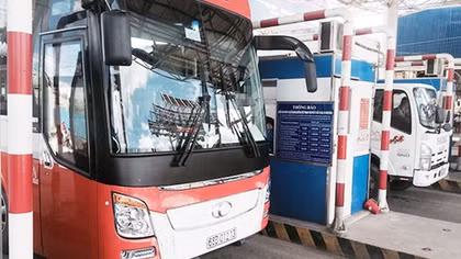 Chuyện không tưởng: Đi 750m, trả phí toàn tuyến 34km (!)