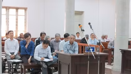  Viện kiểm sát giữ nguyên quan điểm truy tố đối với 9 bị cáo