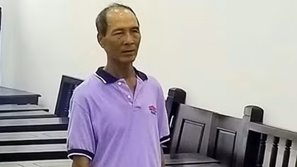 “Mẹ mìn” lĩnh 8 năm tù vì bán hai cô gái sang biên giới