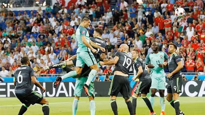 “Phản anh hùng” Cristiano Ronaldo