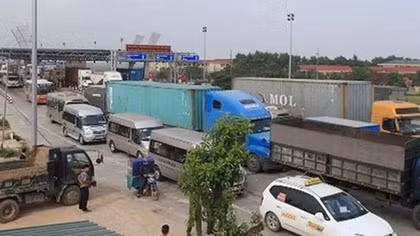 Truy tố 7 tài xế gây rối trật tự công cộng tại trạm BOT Phả Lại