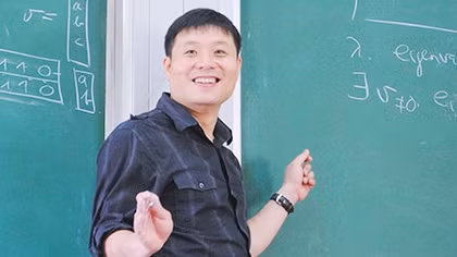 Kỳ cuối: Giáo sư Vũ Hà Văn (khoa Toán, Đại học Yale, Mỹ): “Trong rừng, phải có nhiều cây 30m mới hy vọng có được một, hai cây 100m…”