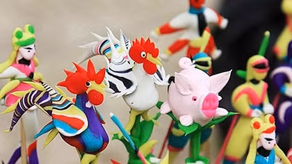 Ta nghe gà gáy tẻ tè te