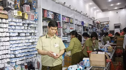 Thủ tướng chỉ thị tăng cường chống buôn lậu hàng dược phẩm, mỹ phẩm 