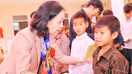 Khánh thành công trình nội trú cho học sinh Con Cuông