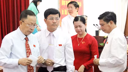 Ông Trịnh Xuân Thanh cáo bệnh, vắng họp HĐND Hậu Giang