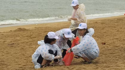 Hàng trăm học sinh tham gia Chương trình “Hãy chung tay bảo vệ đại dương xanh”