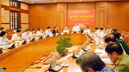 Kỳ họp thứ ba, Hội đồng Lý luận Trung ương nhiệm kỳ 2016-2021