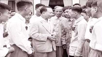 Chính liêm, giản dị