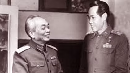 Phạm Xuân Ẩn: Vừa làm báo, vừa... tình báo