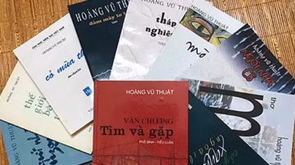 Nhà thơ Hoàng Vũ Thuật: Câu thơ vui cũng hình thành từ nước mắt