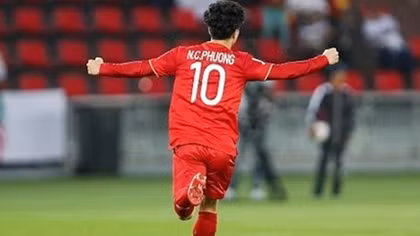 HLV Park Hang-seo sẽ dự lễ ra mắt của Công Phượng ở Incheon United?