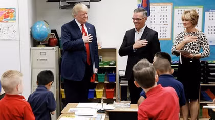 Ông Donald Trump sẽ làm gì trong 100 ngày đầu nhậm chức?